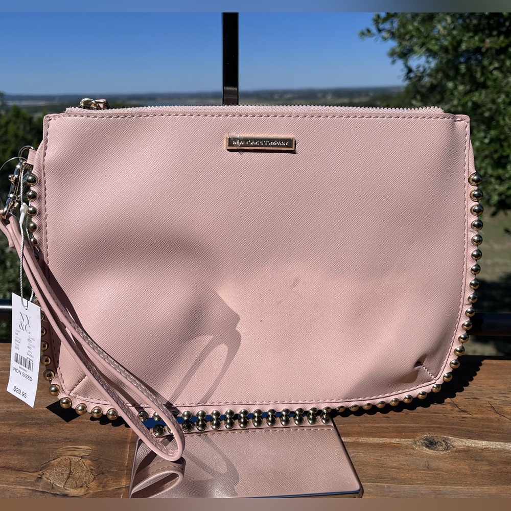 NWT New York & Company Wristlet